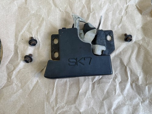 Honda civic bonnet lock latch - honda,